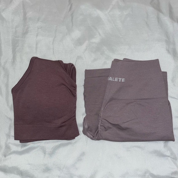 Alphalete amplify set in purple - Picture 4 of 15